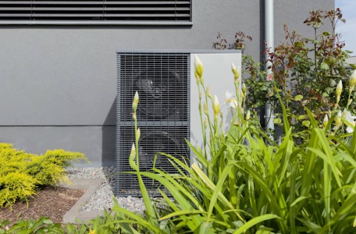 An In-Depth Look at Commercial Heat Pump Water Heaters: Performance and Benefits