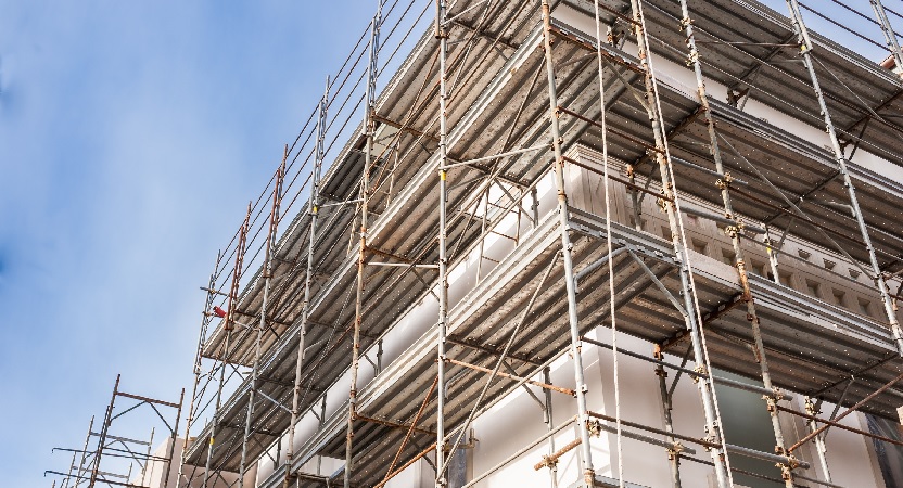 How Scaffolding Contributes to Building Efficiency and Safety