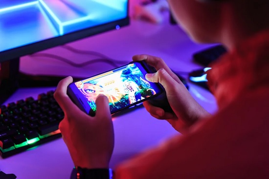 Is Mobile Gaming Paving the Way Forward?