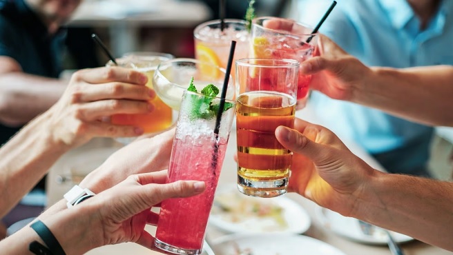 A Step-by-Step Guide to Planning a Bar Crawl